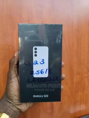 Photo - New Samsung Galaxy S23 256 GB Purple