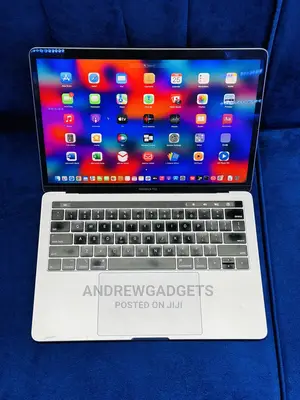Laptop Apple MacBook Pro 2018 16GB Intel Core i5 SSD 512GB