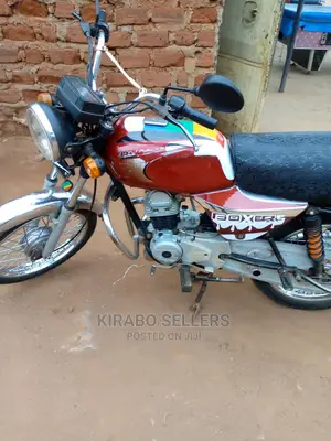 Bajaj Boxer 2019 Orange