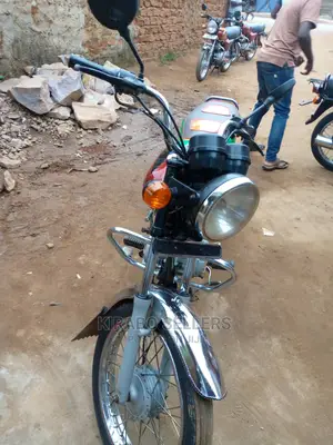 Bajaj RE 2019 Blue