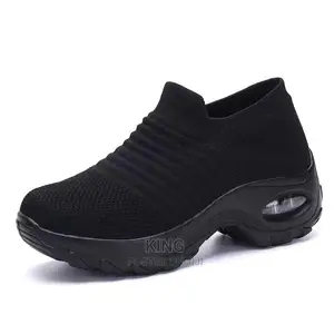 Super Sneakers