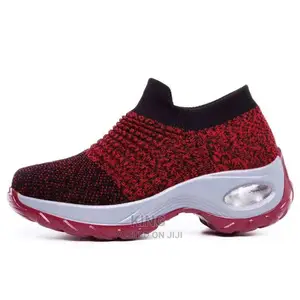 Super Sneakers