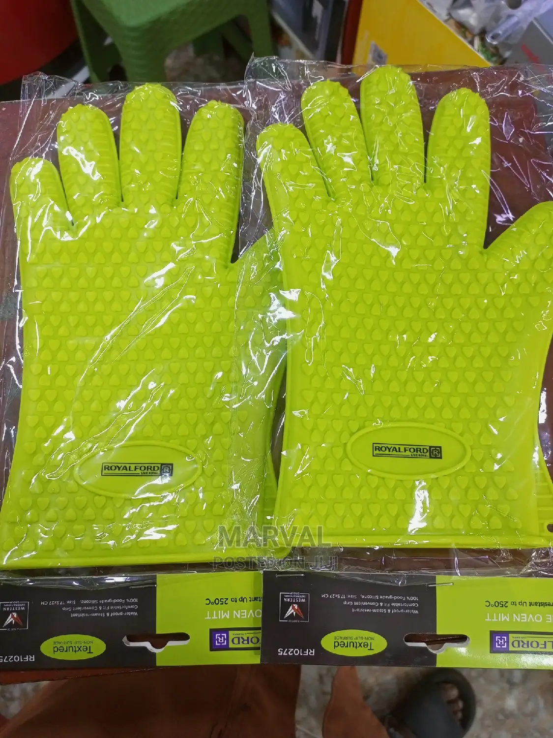Royal Ford Silcon Short Kitchen Gloves