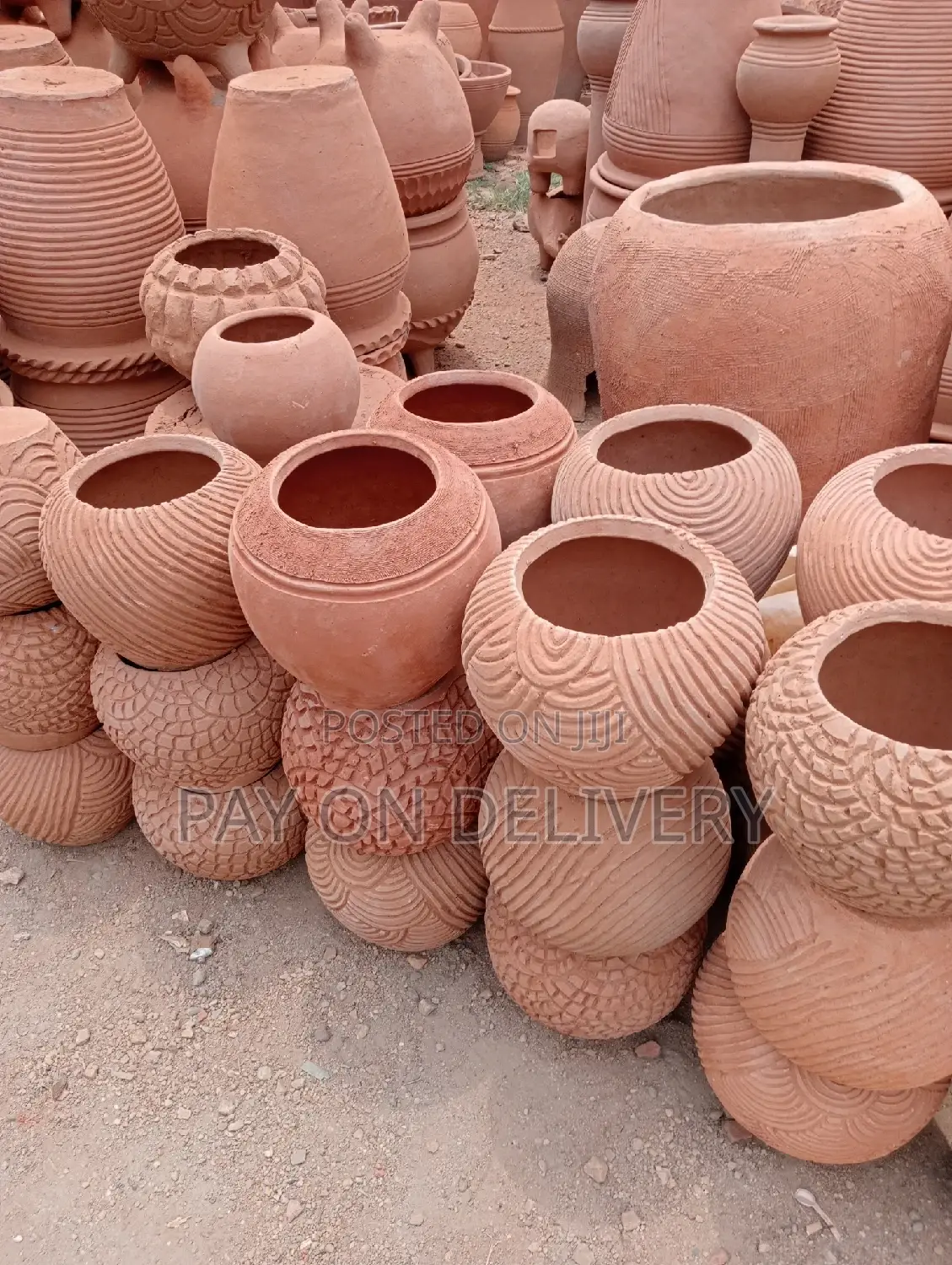 Flower Pots Suppliers