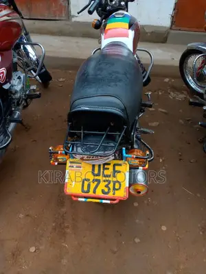 Bajaj Boxer 2018 Orange