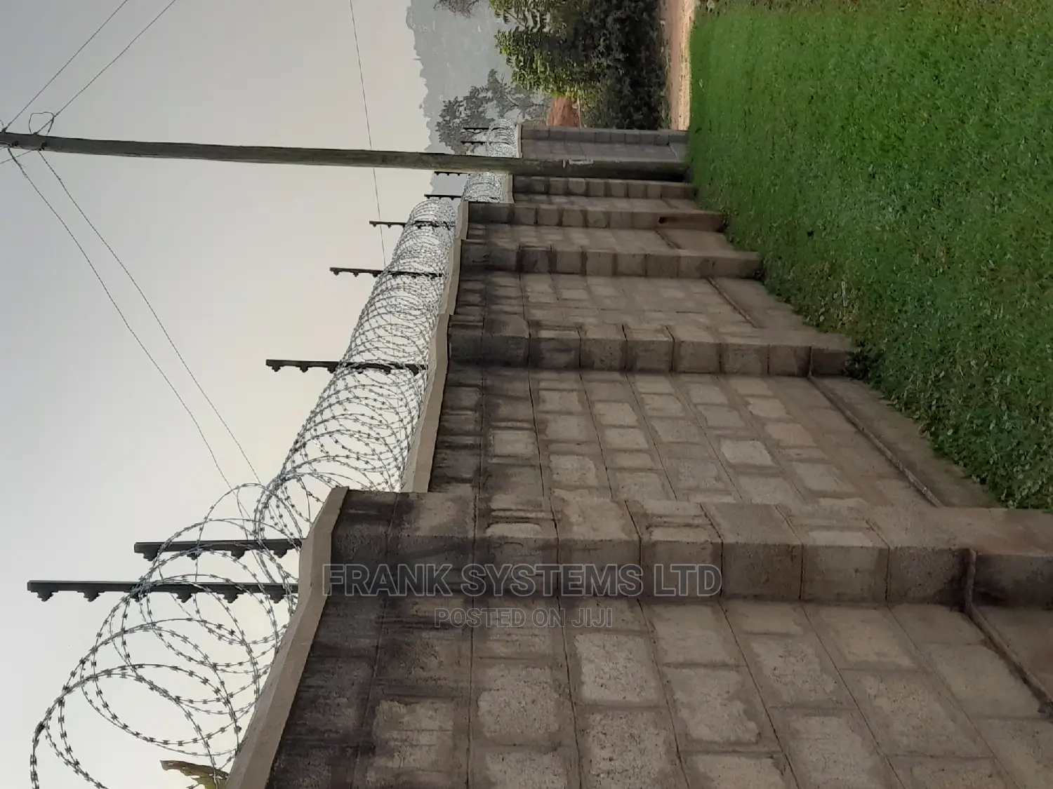 Electric Fence Mixed With Razor Wire Fencing