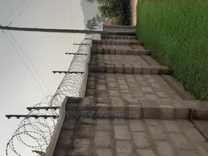 Electric Fence Mixed With Razor Wire Fencing
