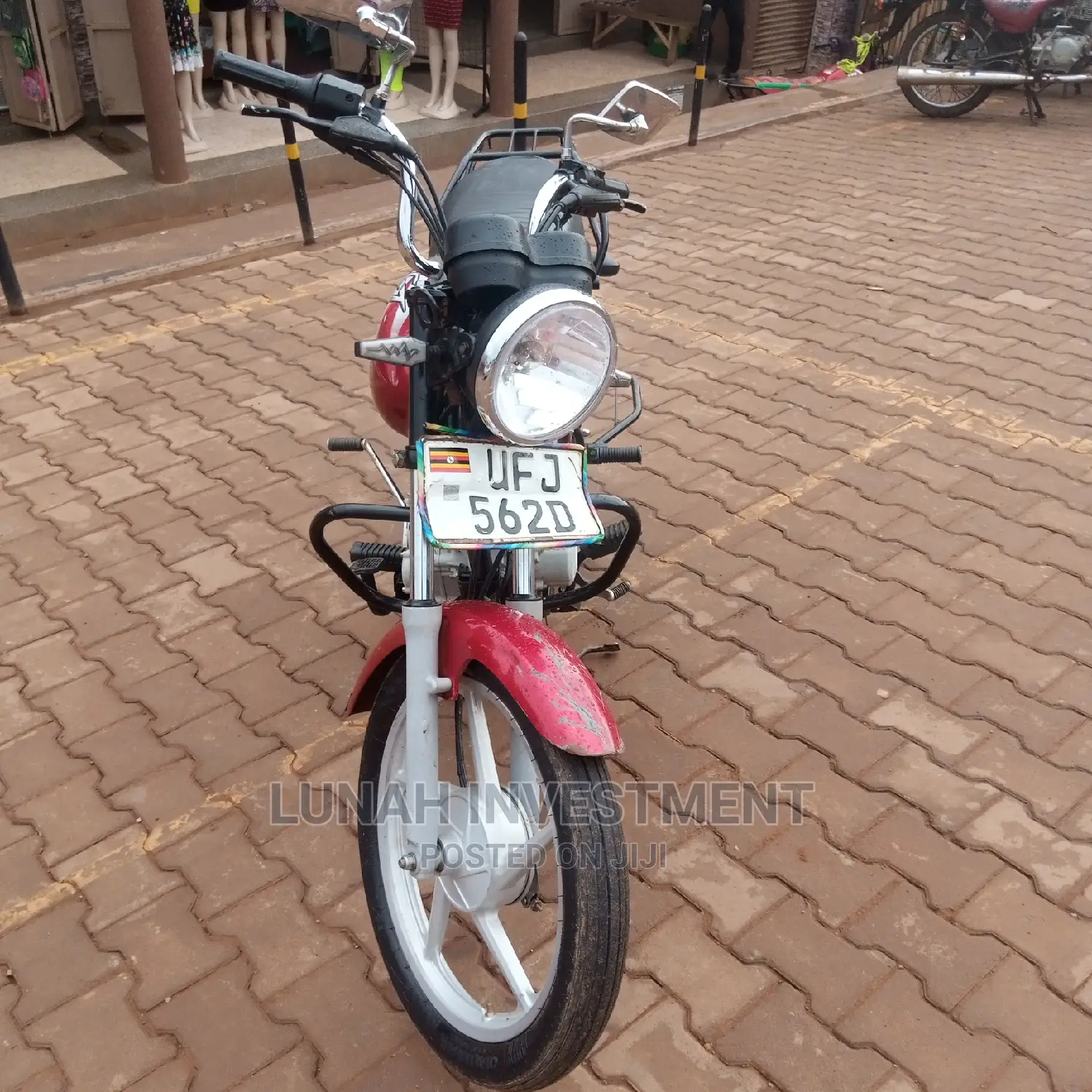 Bajaj CT 110X 2022 Brown