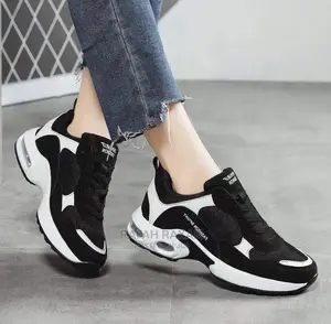 Classic Fashion Sport Ladies Sneakers