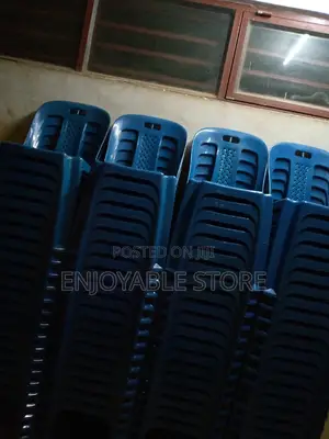 Armless Plastic Chairs