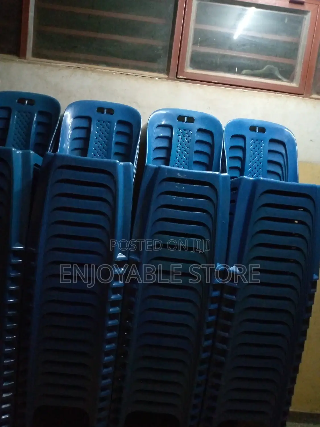 Armless Plastic Chairs