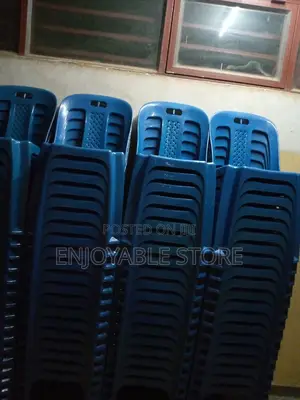 Armless Plastic Chairs