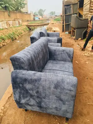 Sofas for Sale in Good Material