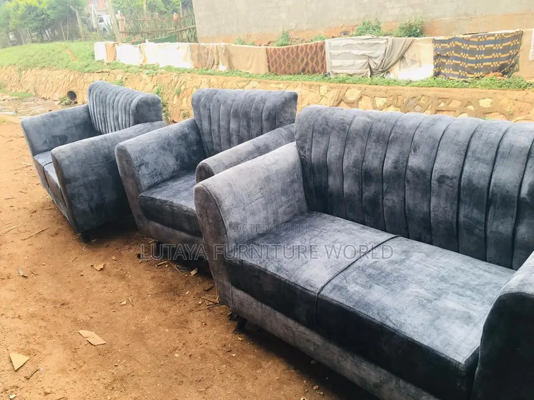 Sofas for Sale in Good Material