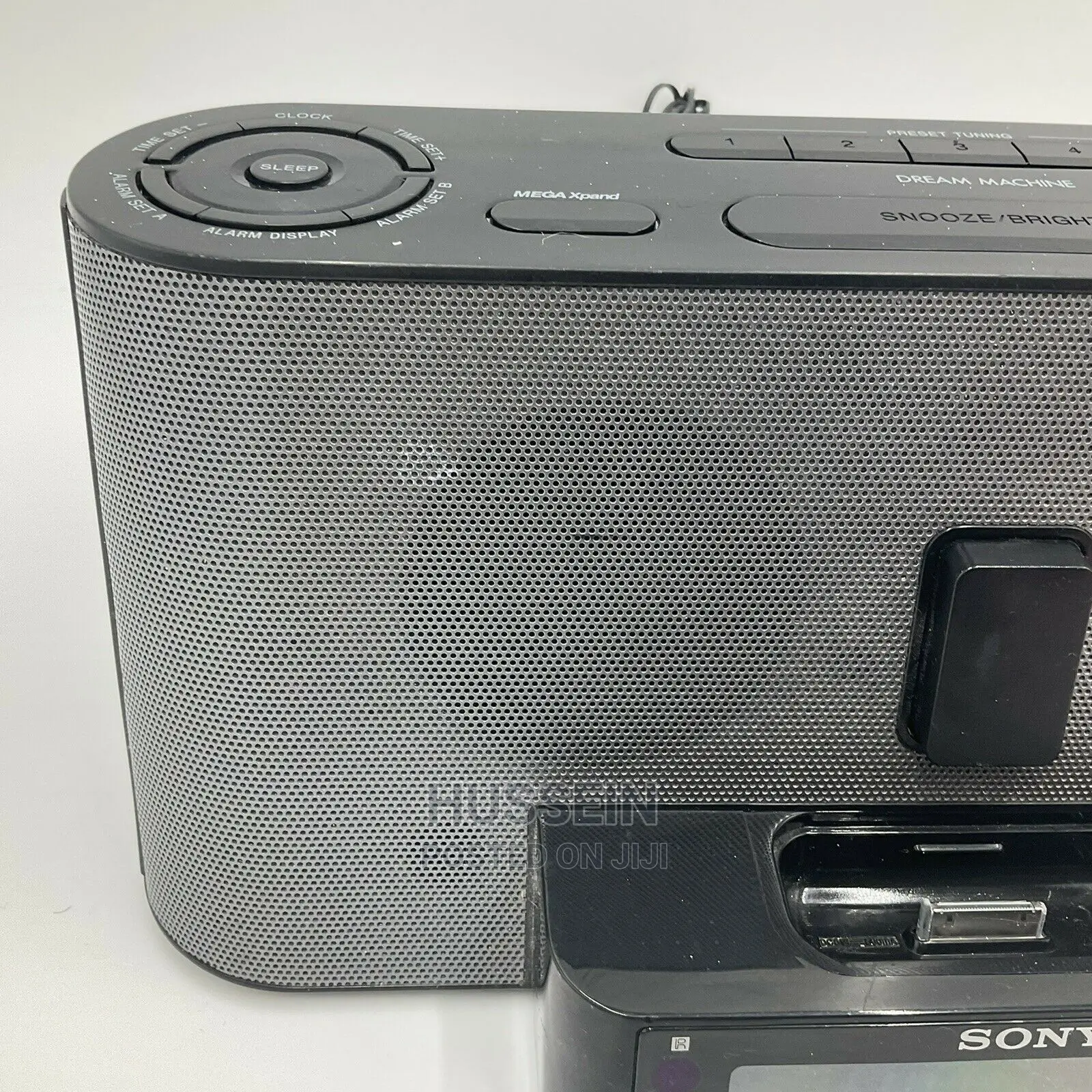 AM/FM Radio With Alarm