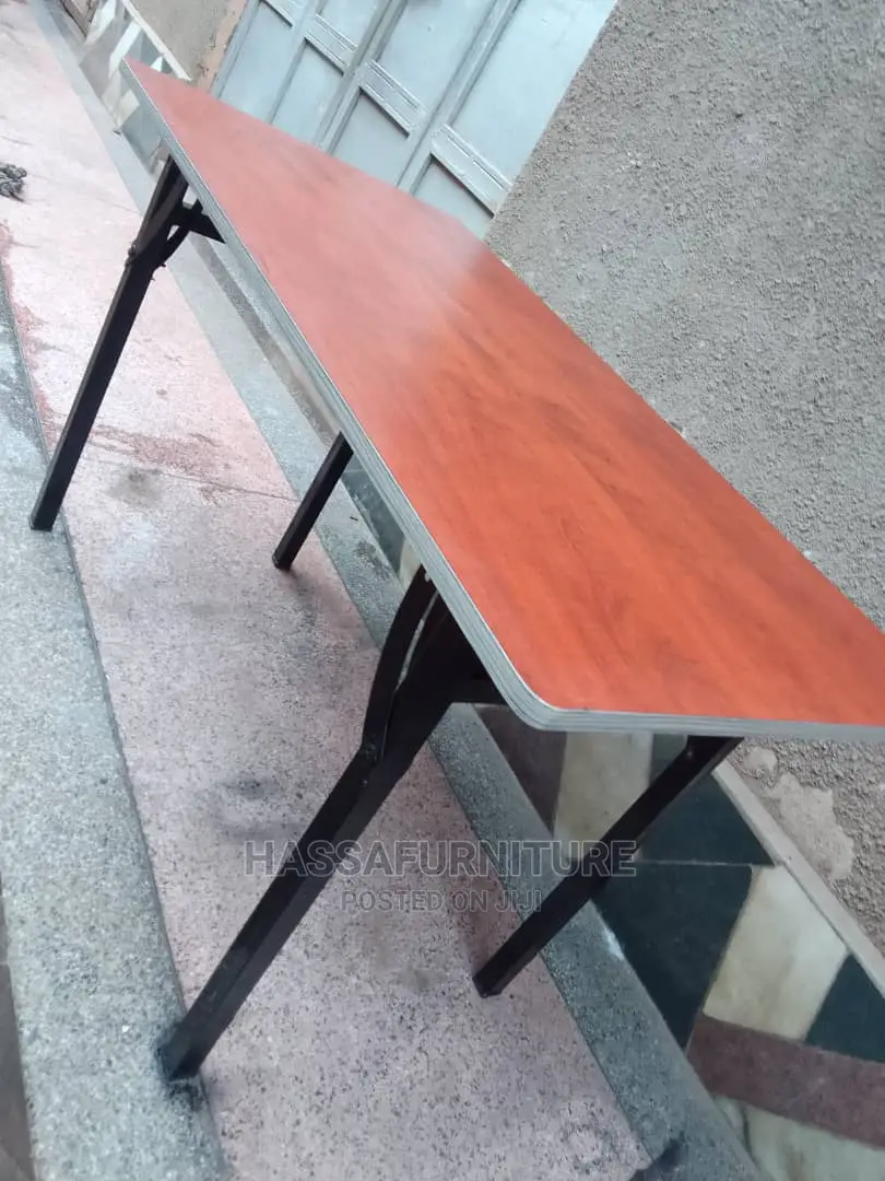 Foldable Wooden Table
