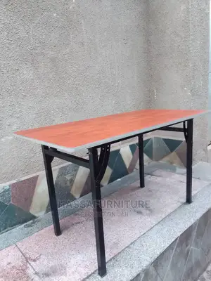 Foldable Wooden Table