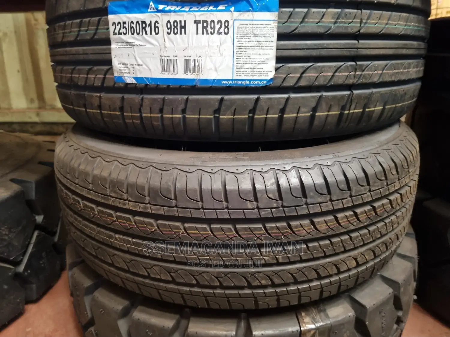 225/60r16 Triangle