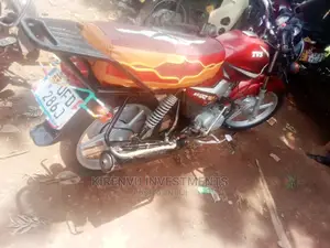 TVS HLX 125 2018 Red
