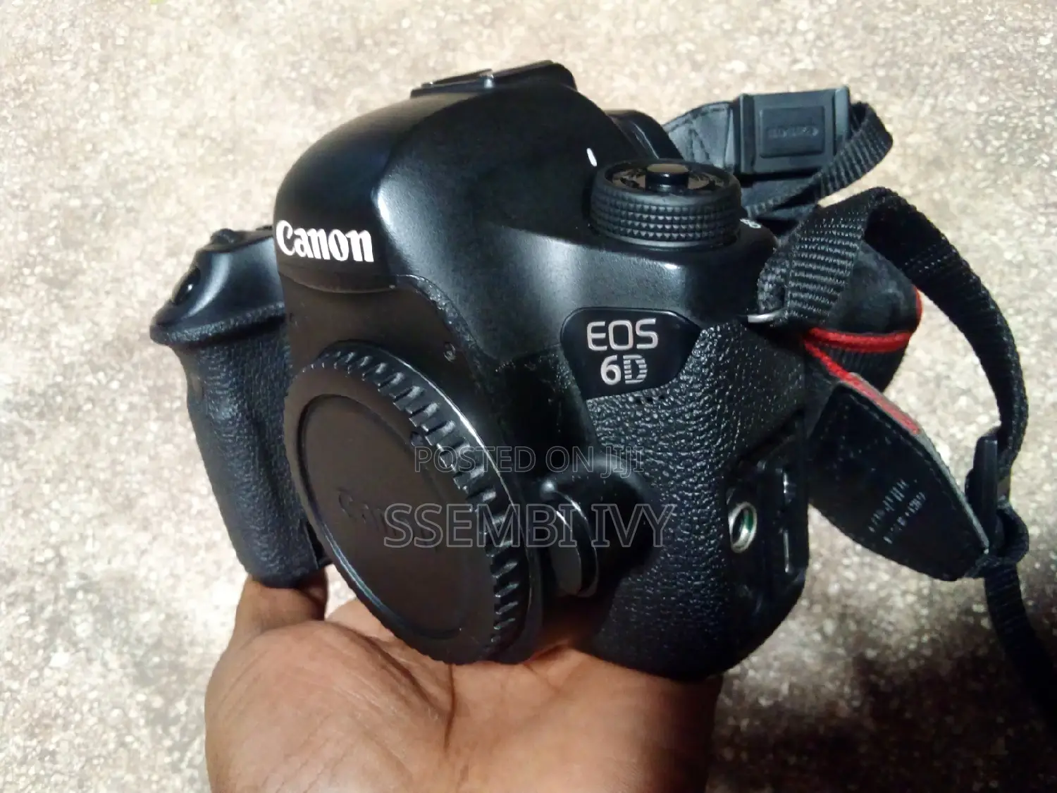 Canon: Eos:6D Body.