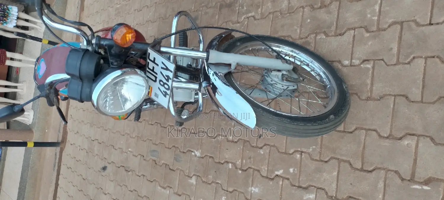 Bajaj Pulsar 150 2022 Red