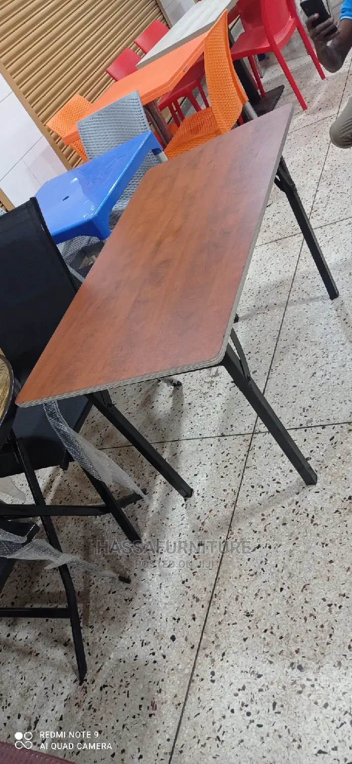 Foldable Reading Table Size 120cm