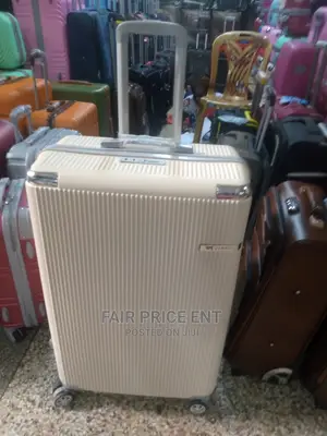 Plastic Suitcase Extra Large ( Cream)
