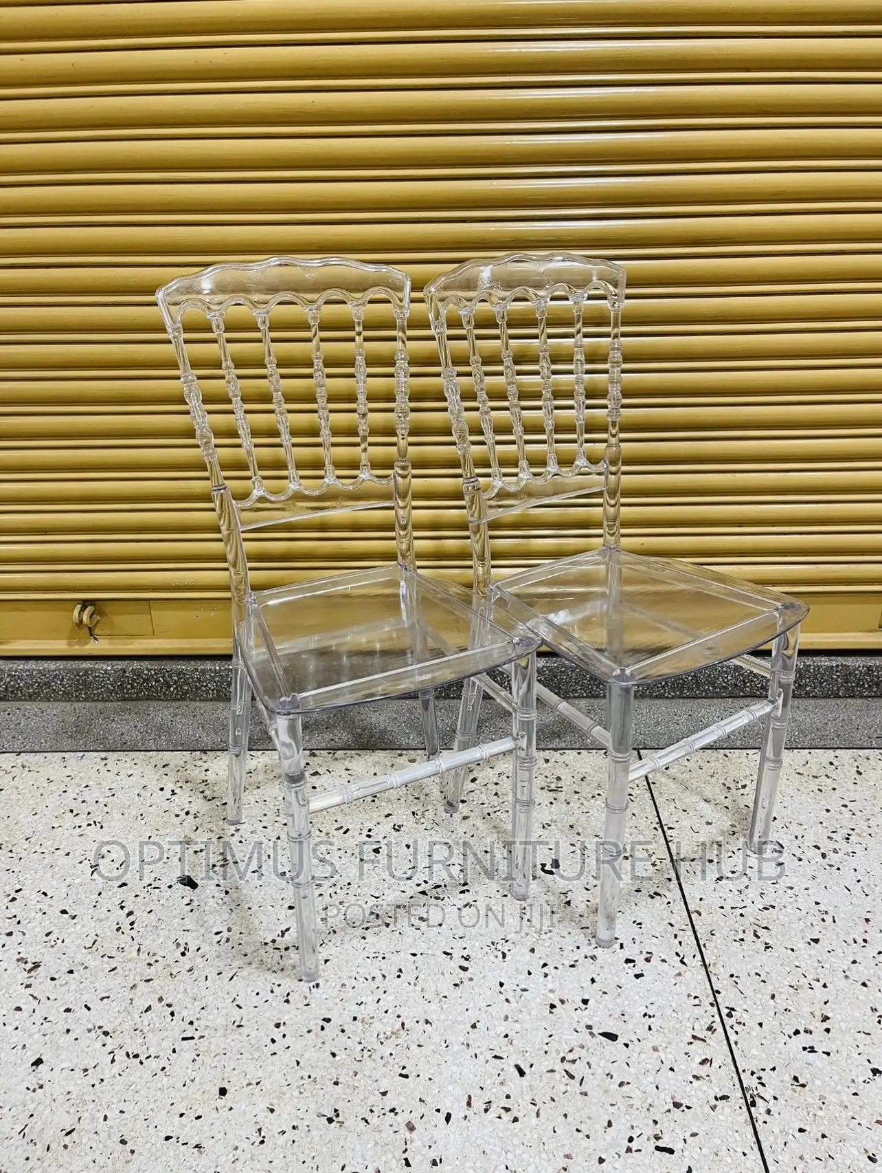 Plastic Chair (Transparent)