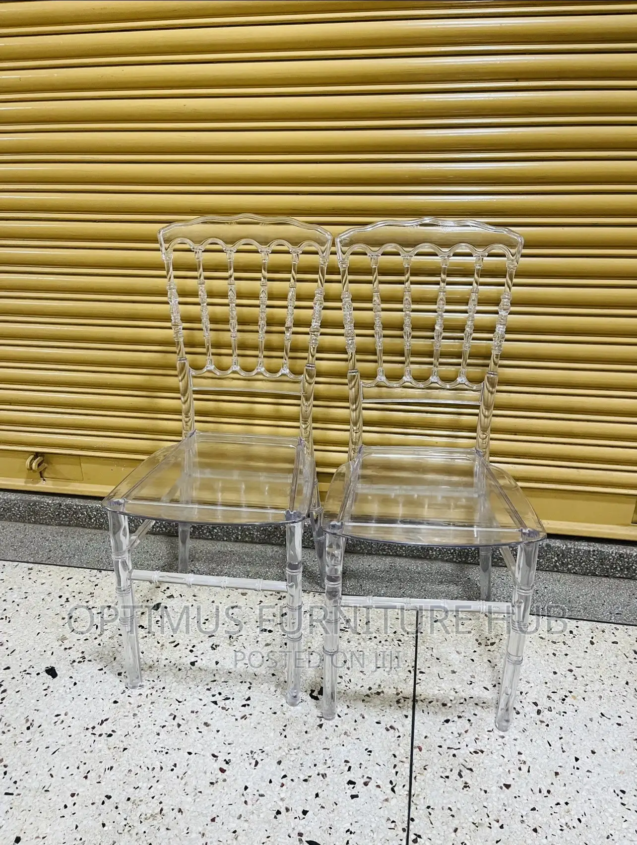 Plastic Chair (Transparent)