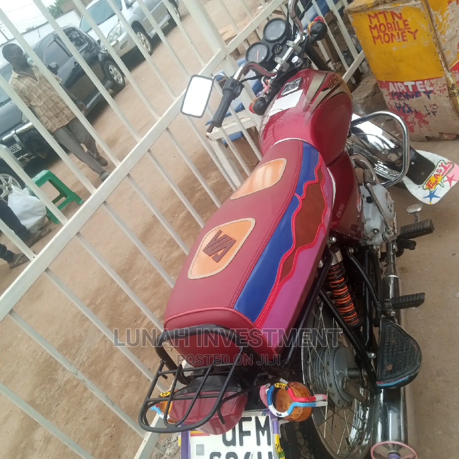 Bajaj Pulsar 180 2023 Red