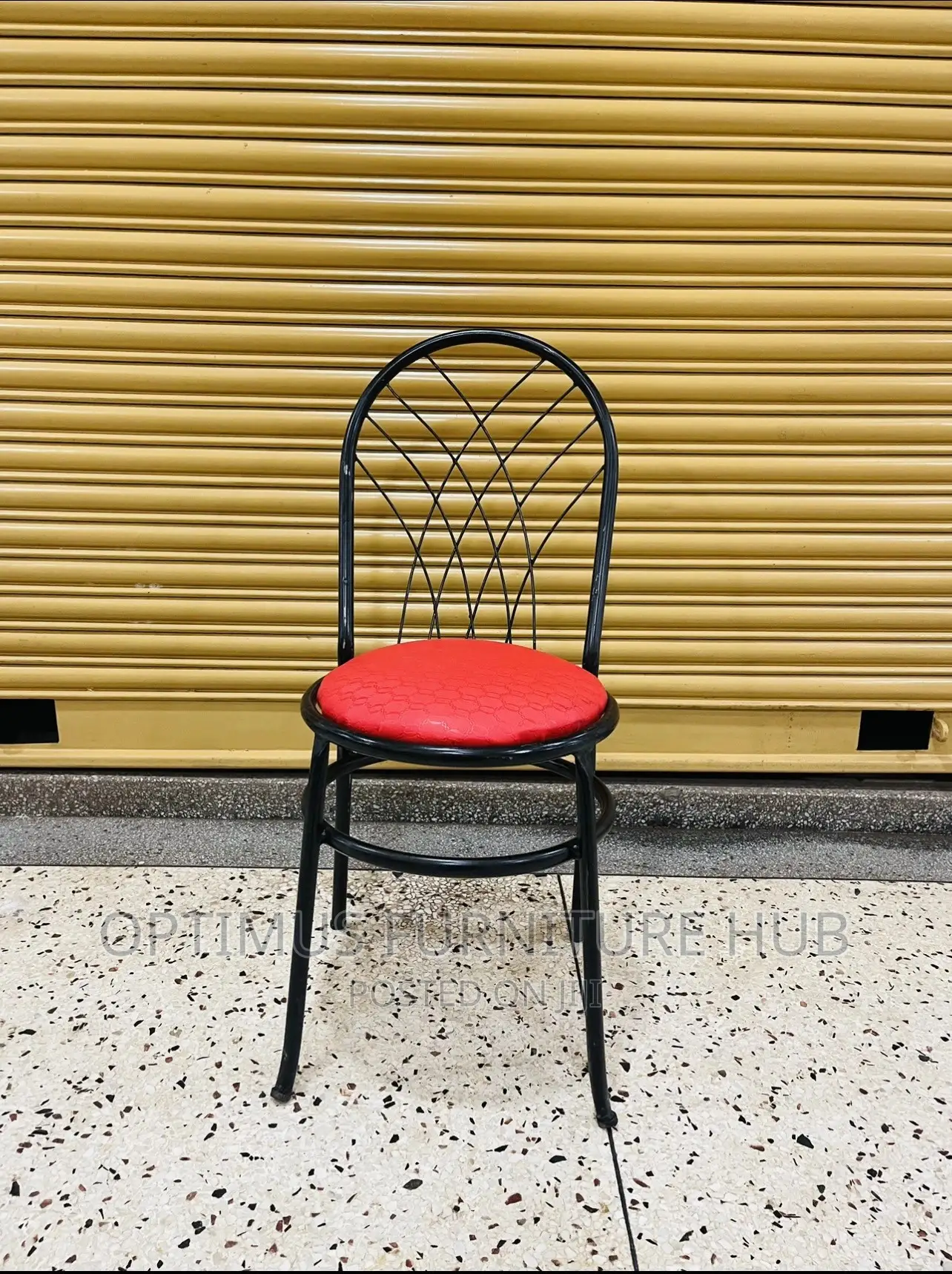 Red Chair (Metallic)