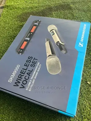 SKM9000 Black Handheld Wireless Digital Microphone System