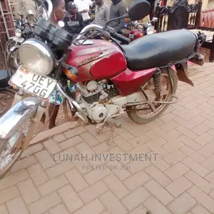 Bajaj Boxer 100 2019 Red