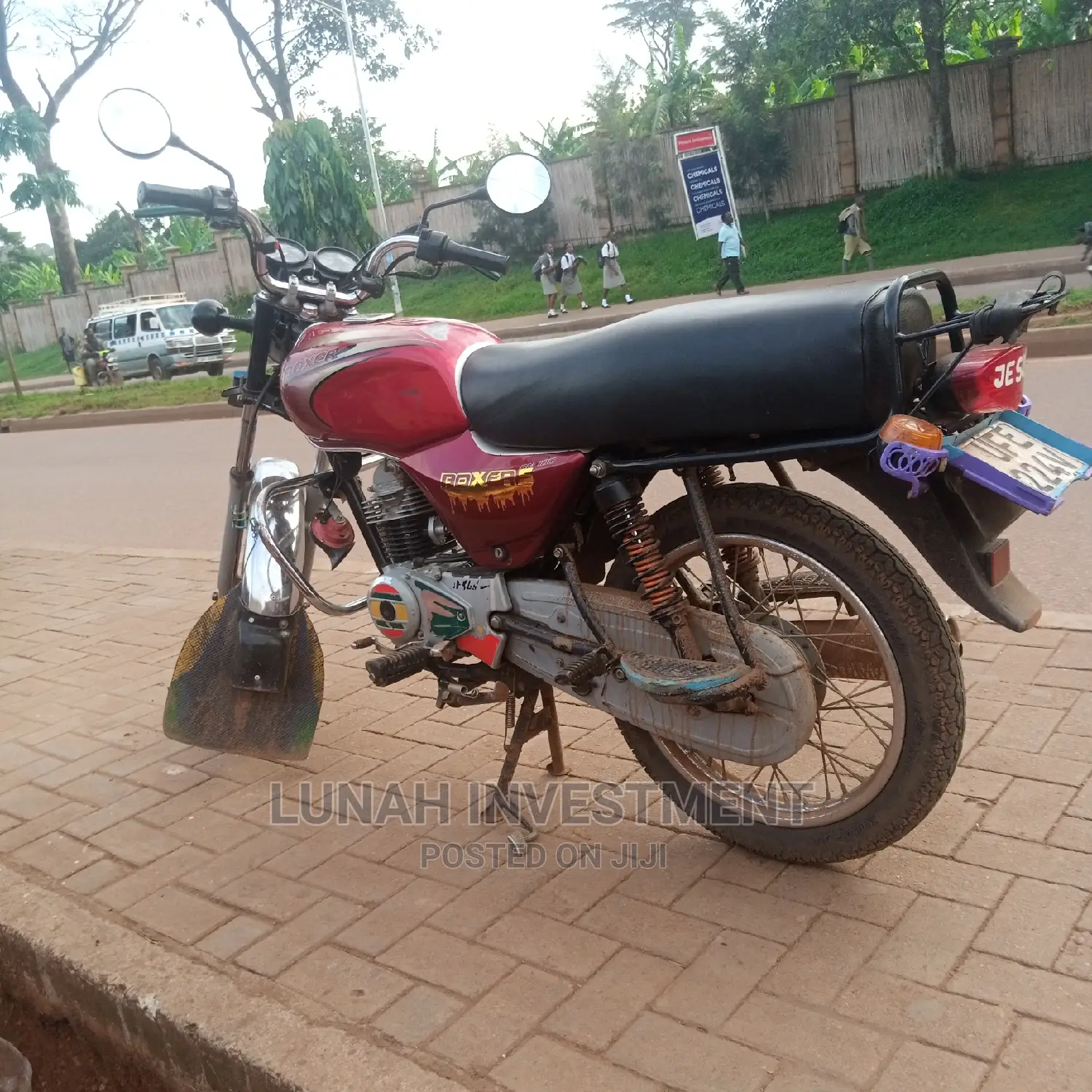 New Bajaj Boxer 2022 Silver