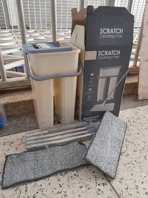 Scratch Cleaning Mop