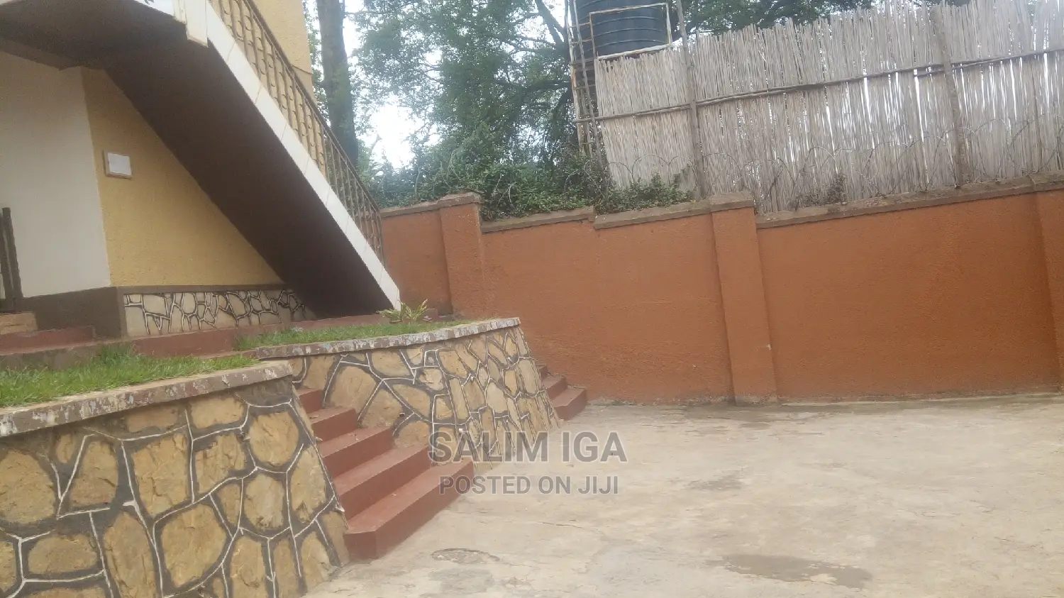 3bdrm Duplex in Kololo Property, Central Division for Rent