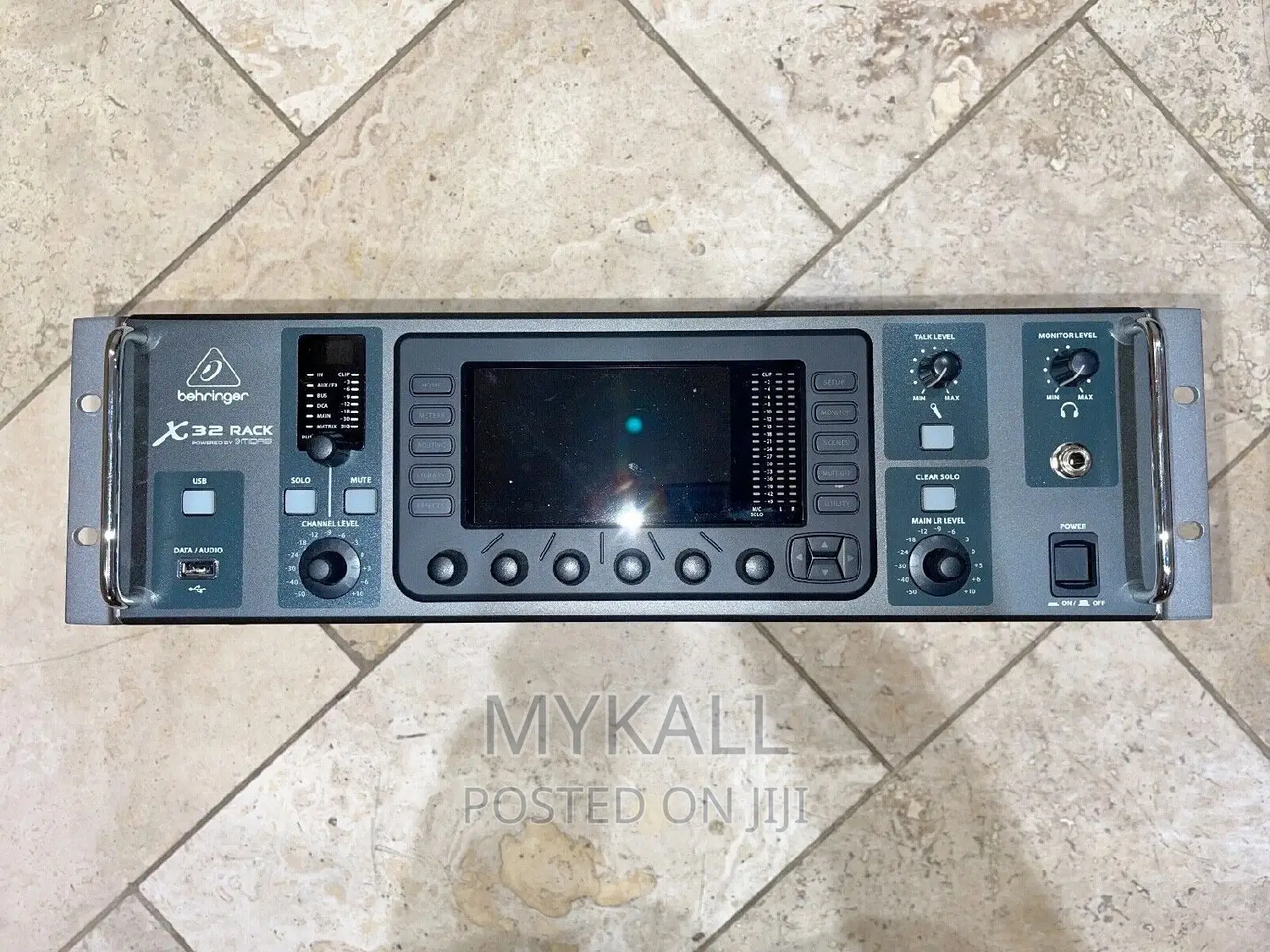 Behringer X32 Rack