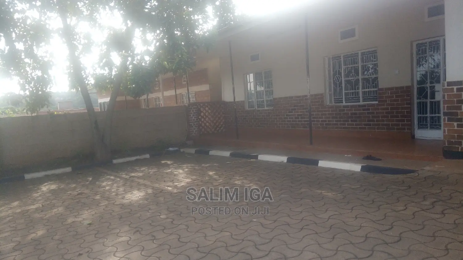 3bdrm Bungalow in Kololo Property, Central Division for Rent