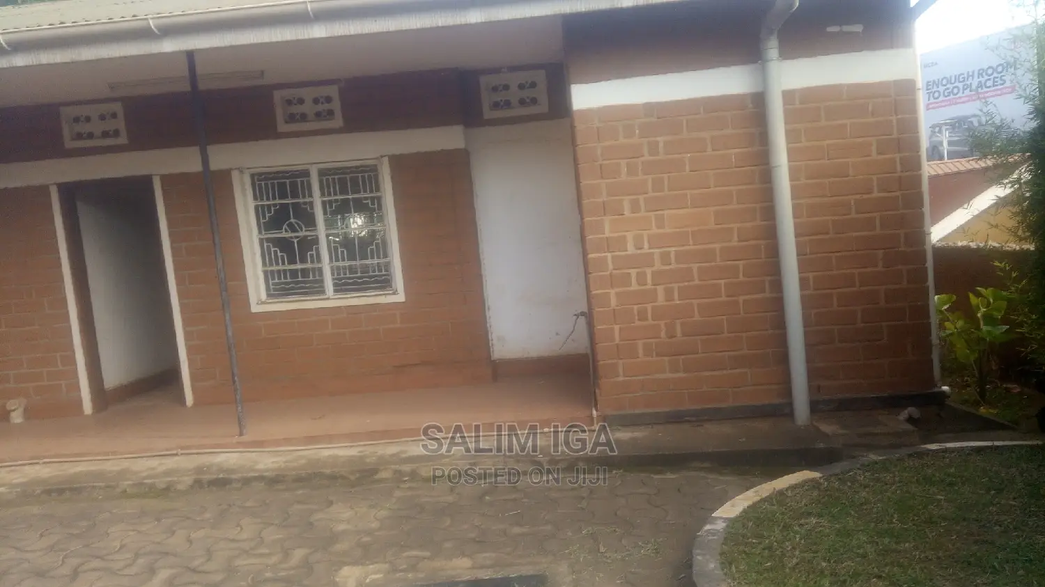 3bdrm Bungalow in Kololo Property, Central Division for Rent