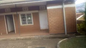 3bdrm Bungalow in Kololo Property, Central Division for Rent