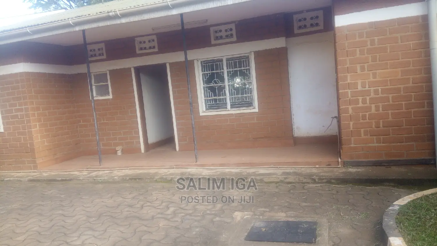 3bdrm Bungalow in Kololo Property, Central Division for Rent