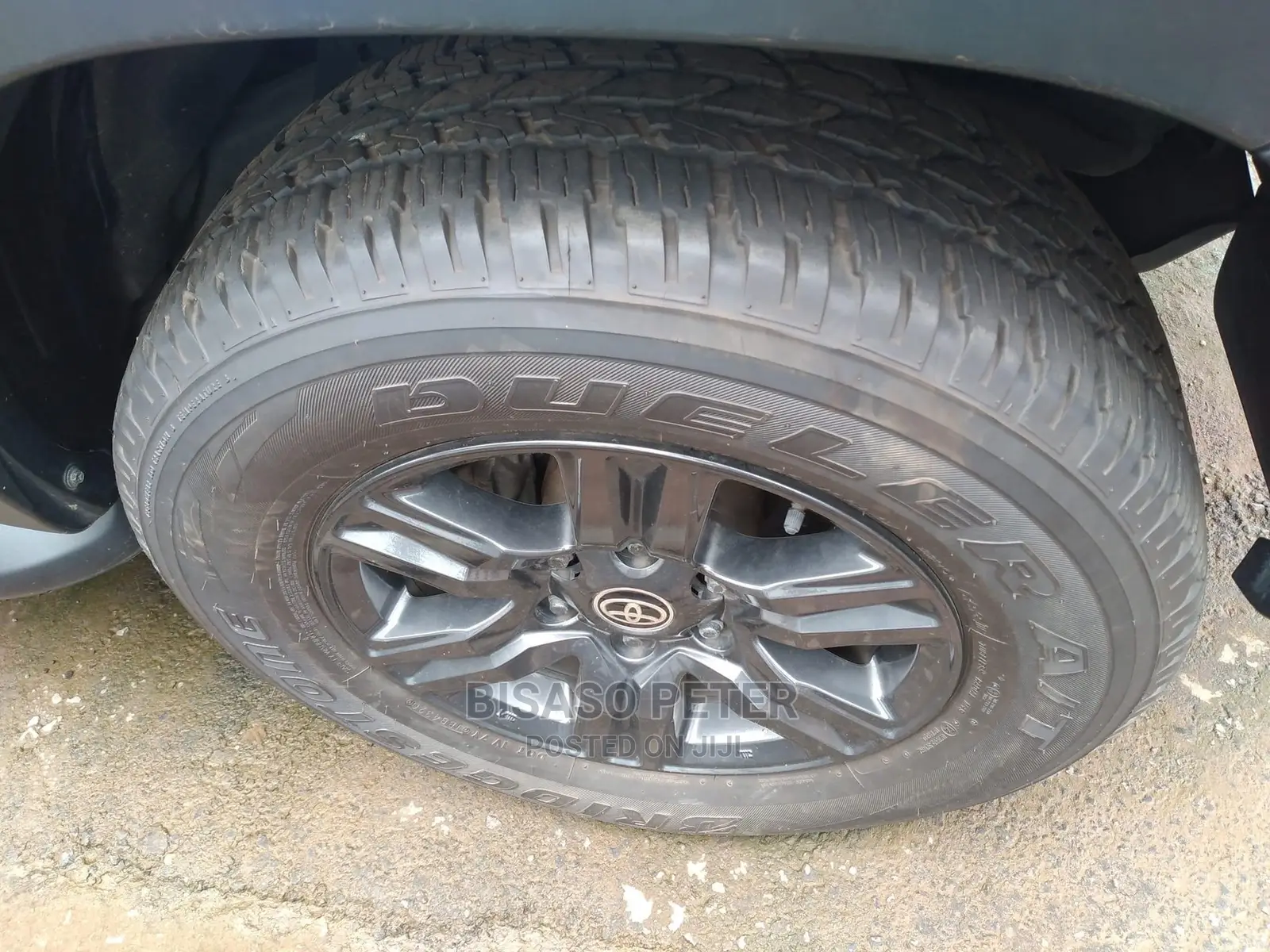 Toyota Hilux 2022 Black