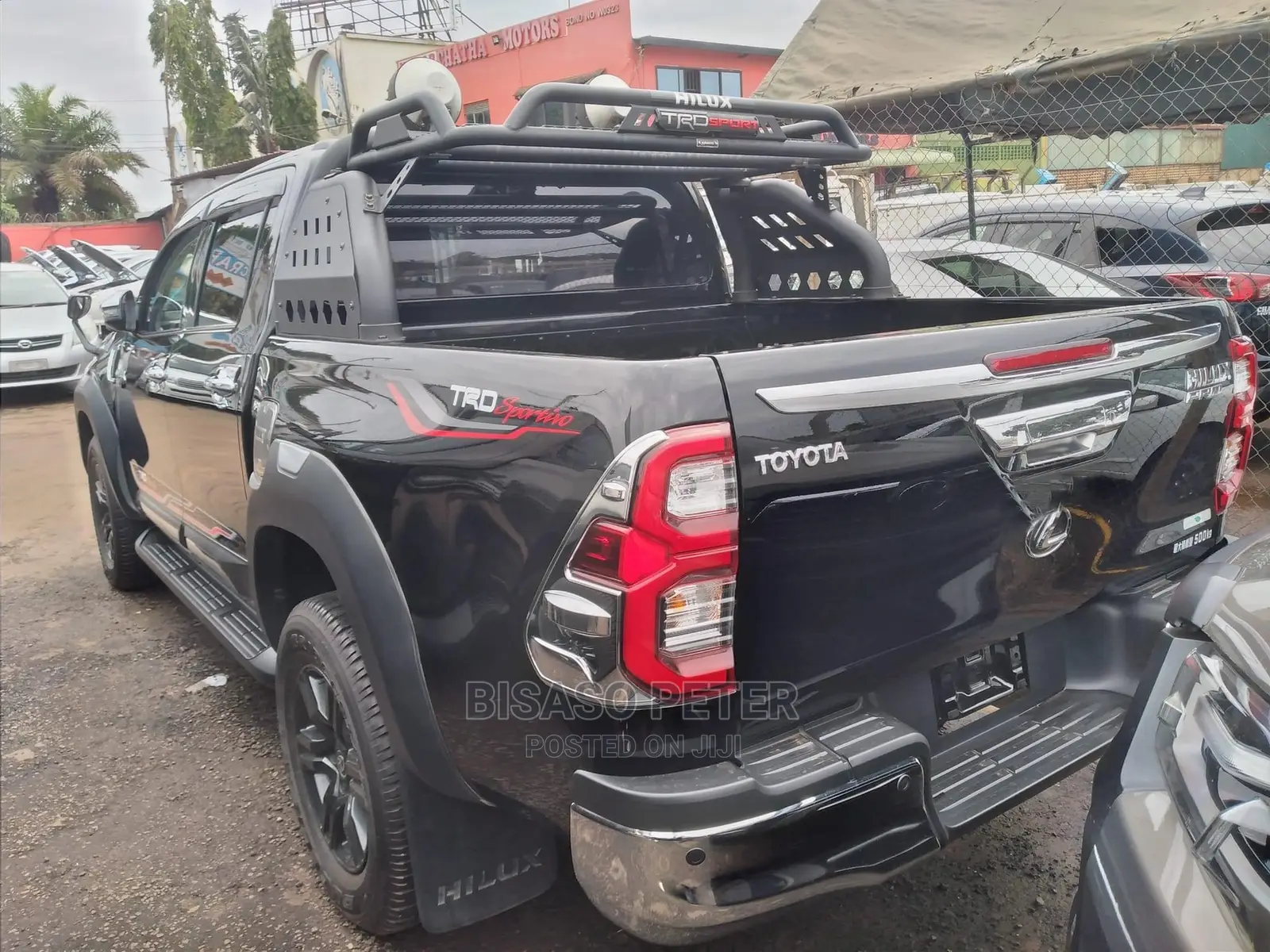 Toyota Hilux 2022 Black