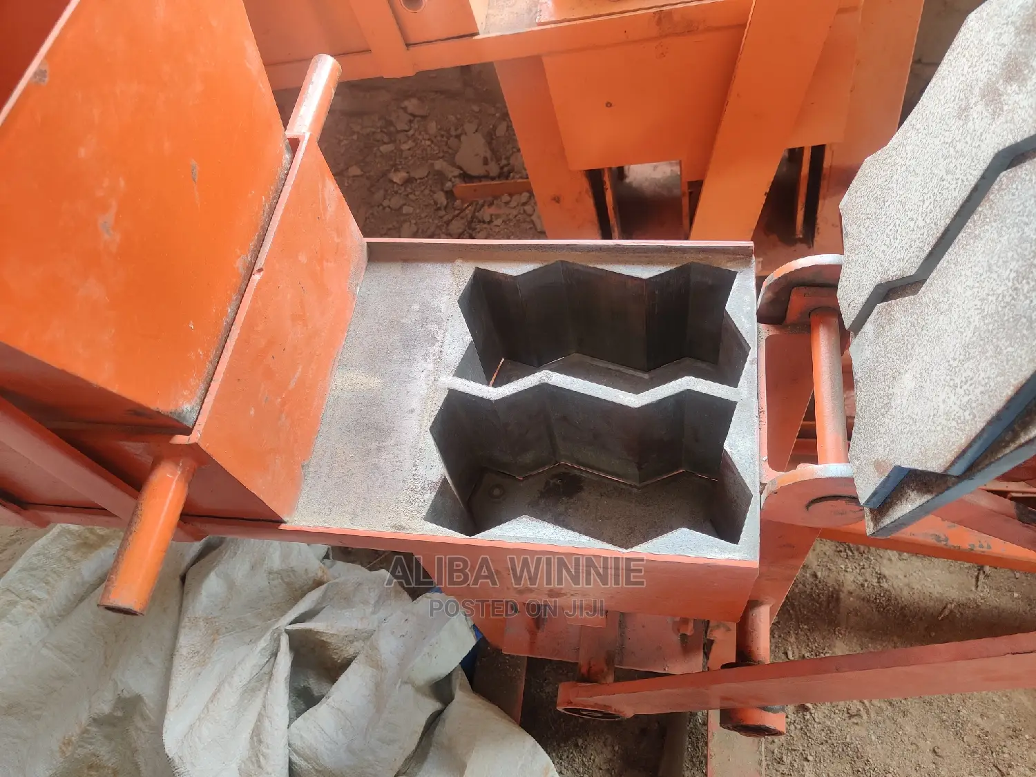 QMR 2-40 Manual Paver Making Machine