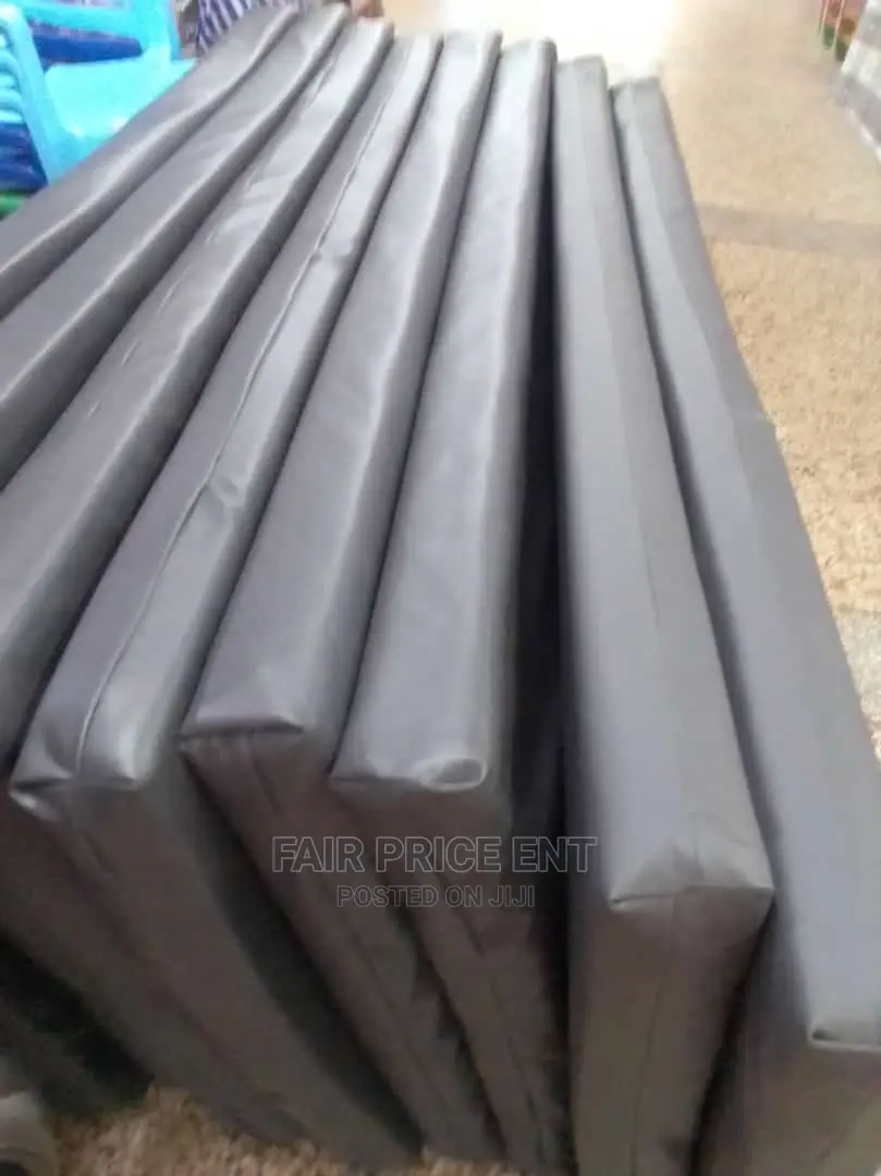 Mattress Covers.Leather 3*6( Black)