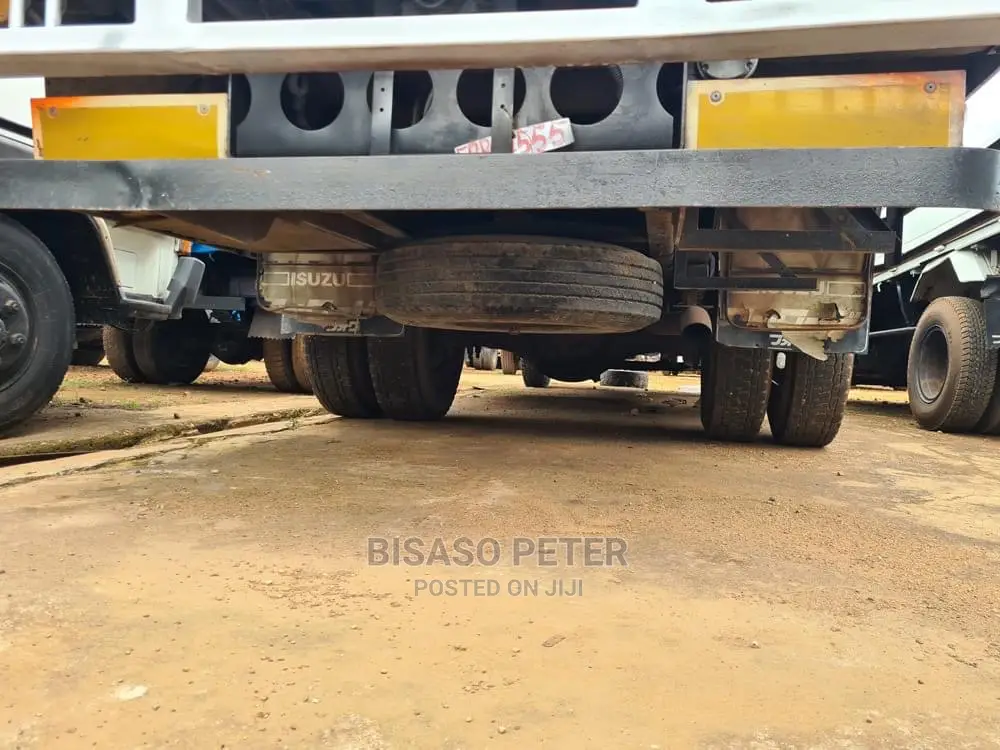 Isuzu Truck