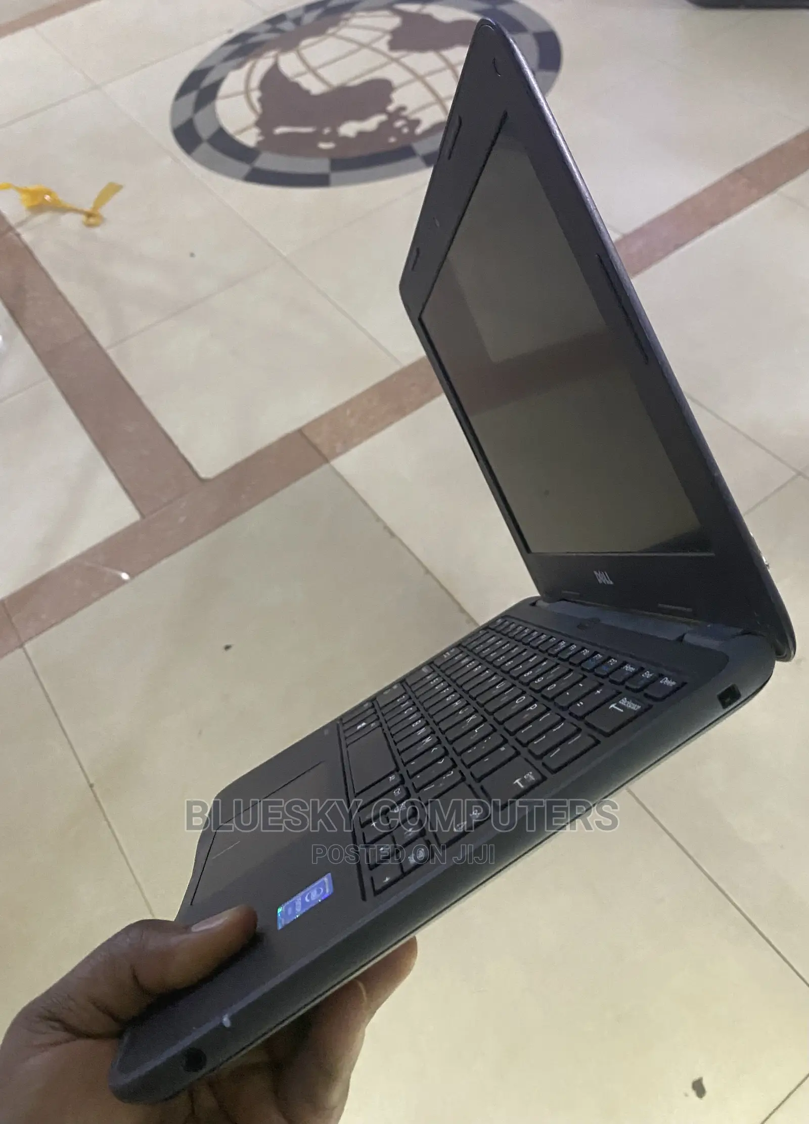 Laptop Dell Latitude 3180 4GB Intel Pentium SSD 128GB