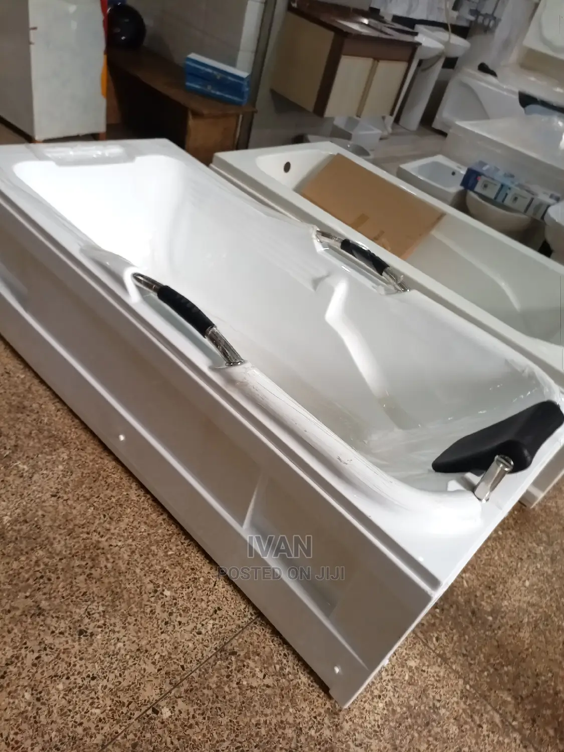 Handle Bathtub