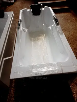 Handle Bathtub