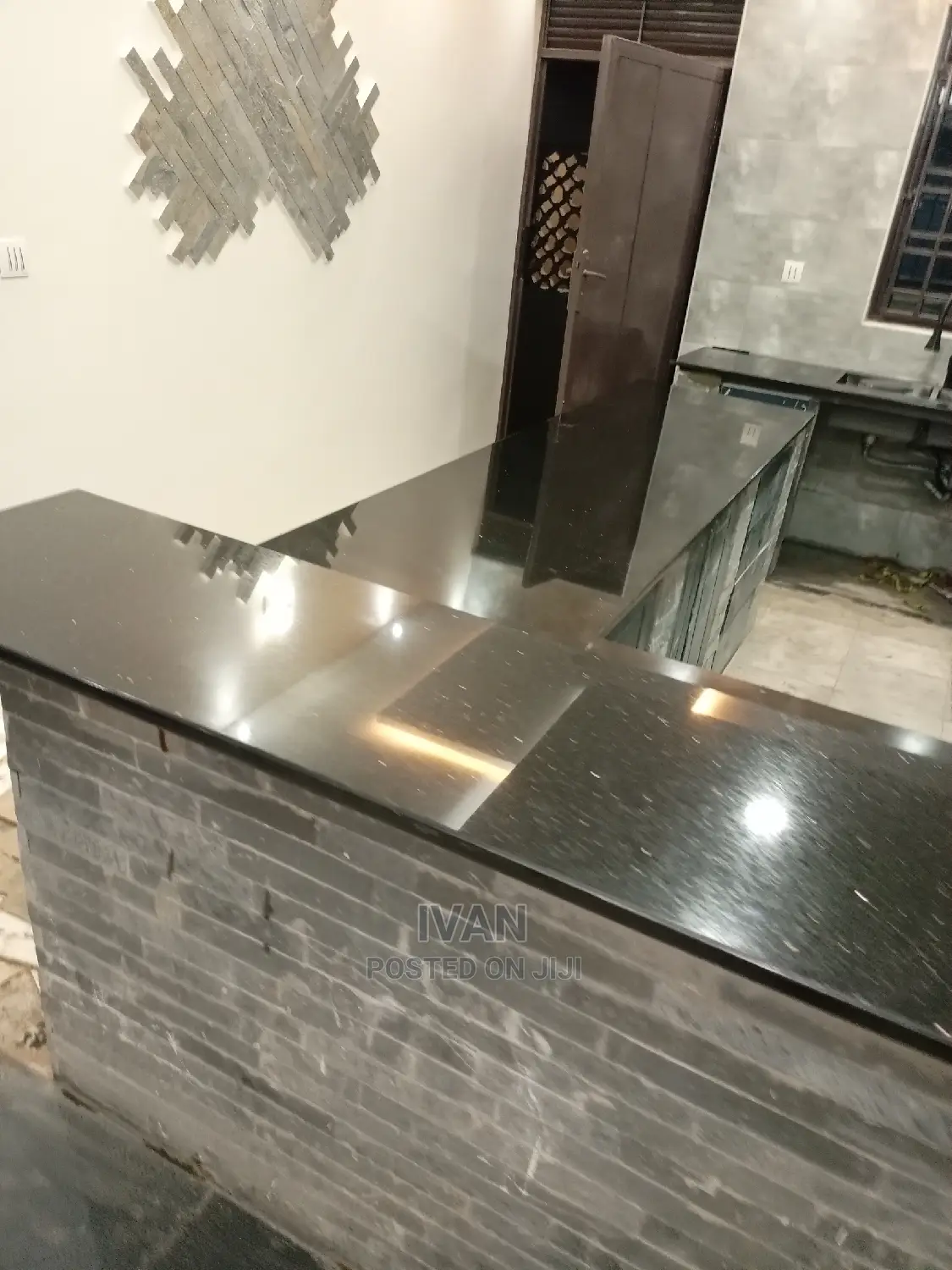 Black Granite/Marble